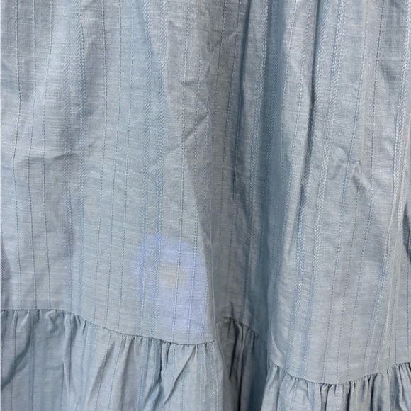 Universal Thread Embroidered Blue Garment - Picture 5 of 9